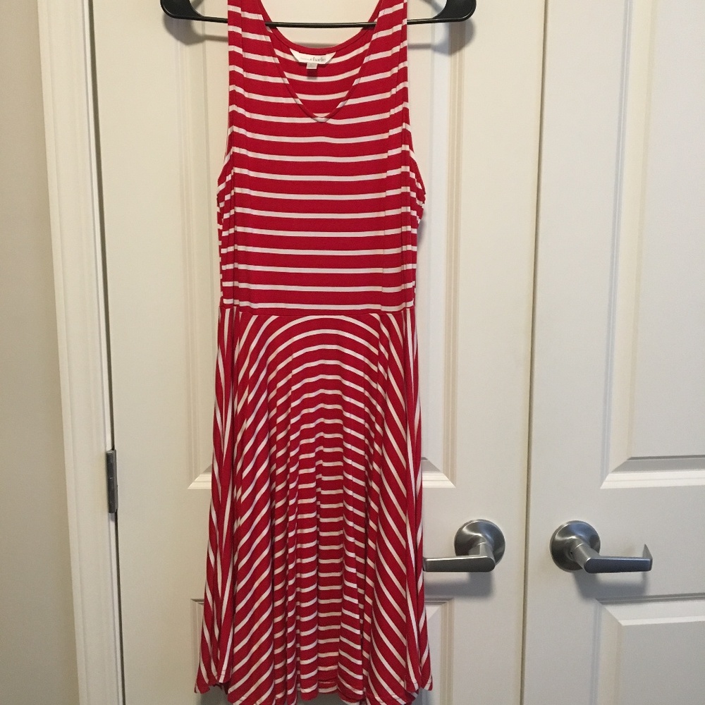 Womens Casual dress, red and white stripes
